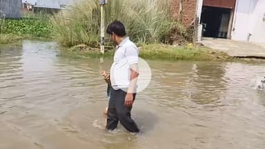 ये sp जैन मोड़ है, चार दिन हो गया, फिर भी ये हाल है, 😀