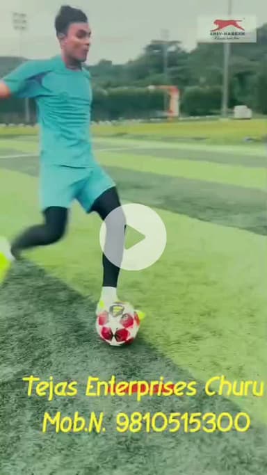 खेल खिलाड़ी खेलता है 
dress-up हम करते हैं l
मौका दे l