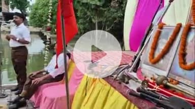 पट्टी: पट्टी कस्बे में गोष्ठी के साथ संघ द्वारा शस्त्र पूजा और पथ संचलन किया गया