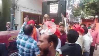 अमरोहा: वाल्मीकि जयंती पर अमरोहा में निकली भव्य शोभायात्रा, पुलिस रही मुस्तैद