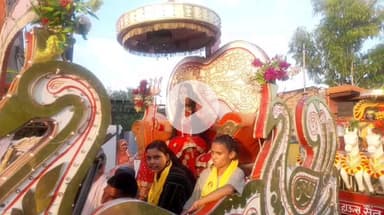 डीग: शहर में भव्य शोभायात्रा के साथ मनाई गई महर्षि वाल्मीकि जयंती, आकर्षक झांकियों ने खींचा लोगों का ध्यान