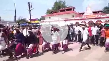 जगदलपुर: जगदलपुर में गार्ड ऑफ ऑनर के साथ माता मावली की विदाई, बस्तर दशहरा का हुआ समापन, सांसद, कमिश्नर, आईजी हुए शामिल