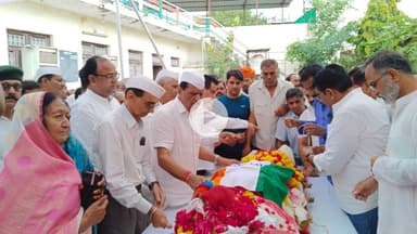 पूर्व मंत्री भरत सिंह कुंदनपुर का देर रात निधन, ओम बिरला और अन्य पार्टी नेताओं ने दी श्रद्धांजलि