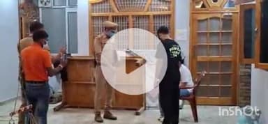 बहराइच: नाजीरपुरा नई बस्ती में डिप्टी सीएमओ की संदिग्ध परिस्थितियों में मौत, दरवाजा तोड़कर पुलिस ने निकाला शव