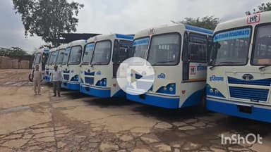 चरखी दादरी: च.दादरी डिपो पहुंची रोडवेज की 15 बसें, अवकाश के कारण नहीं हो पाई पासिंग, कागजी प्रक्रिया पूरी होते ही दौड़ेंगी