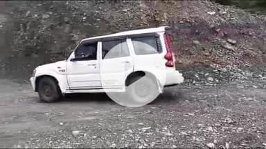 देहरादून: बरसात थमते ही 7 दिन के भीतर आपदा ग्रस्त बटोली को सड़क से किया गया कनेक्ट, घर पहुंचने लगे वाहन