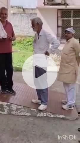 हाथरस: सासनी के गांव वीरनगर में प्रसव के बाद अज्ञात परिस्थितियों में विवाहिता की मौत, पुलिस ने शव भेजा हाथरस पोस्टमार्टम के लिए