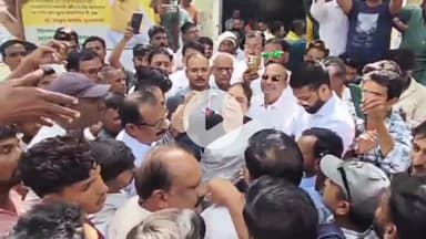 बीना: कृषि उपज मंडी में भावांतर योजना के कार्यक्रम में किसानों ने योजना के विरोध में की नारेबाजी