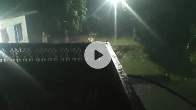 कांडा: कमस्यारघाटी क्षेत्र में लगातार बारिश ने किसानों की परेशानी बढ़ाई, धान की मढ़ाई और कटाई प्रभावित, हल्की ओलावृष्टि