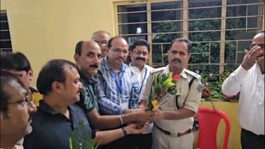 गिरिडीह: दुर्गा पूजा शांतिपूर्ण संपन्न होने पर नगर थाना में आभार सह सम्मान समारोह का आयोजन