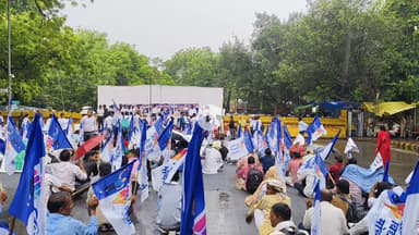 बहुजन मुक्ति पार्टी के प्रदेश सचिव ने बताया की6अक्टूबर की रैली विद्यार्थी मोर्चा के बैनर तले सफल हुई15अक्टूबर जन आक्रोश रैली व 22अक्टूबर को राष्ट्रीय अध्यक्ष माननीय वामन मेश्राम जी का आगमन फतेहपुर जिले में हो रहा आप सभी सादर आमंत्रित हैं