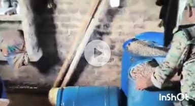 मुंगेर: विधानसभा चुनाव के मद्देनज़र पुलिस की कार्रवाई, भारी मात्रा में अवैध शराब बरामद