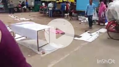 राजनांदगांव: शहर के जय स्तंभ चौक में नगर निगम द्वारा फुटकर व्यापारियों के बैठने और पार्किंग के लिए की गई व्यवस्था