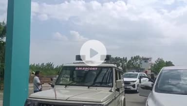 रामपुर: सपा प्रमुख अखिलेश यादव के रामपुर आगमन पर डीएम और एसपी ने जौहर विश्वविद्यालय में सुरक्षा व्यवस्था का जायजा लिया