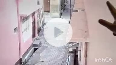 हाथरस: मुरसान के कस्बा में दिनदहाड़े खाद व्यापारी के घर में घुसे नकाबपोश बदमाश, परिजनों को बंधक बनाने की कोशिश