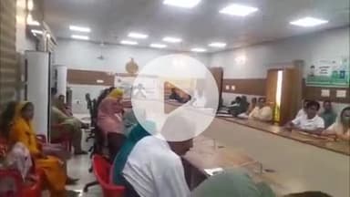 चरखी दादरी: चरखी दादरी में नगर परिषद द्वारा कचरा निस्तारण को लेकर कार्यशाला आयोजित, एसडीएम योगेश सैनी ने की शिरकत