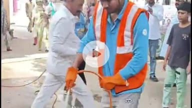 अमरोहा: अमरोहा में मच्छरों के प्रकोप के बीच नगर पालिका के अधिशासी अधिकारी डॉक्टर बृजेश कुमार ने कराया कीटनाशक दवाई का छिड़काव