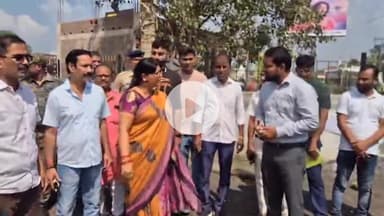 कोडरमा: जल जमाव की समस्या पर विधायक डॉ. नीरा यादव ने किया नगर परिषद क्षेत्र का दौरा, 15 अक्टूबर तक सुधार के निर्देश