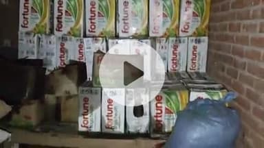 करछना: कटका गांव में छत के रास्ते गोदाम में घुसकर अज्ञात चोरों ने लाखों रुपए का फॉर्चून तेल किया चोरी