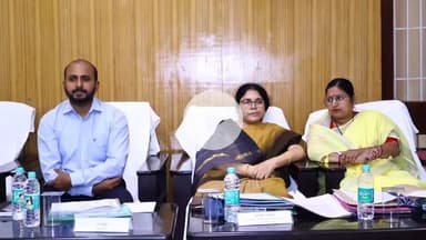 कोडरमा: युवा कल्याण संस्कृति एवं पर्यटन विकास समिति की टीम ने कोडरमा का दौरा किया, उपायुक्त के साथ परिसदन में बैठक