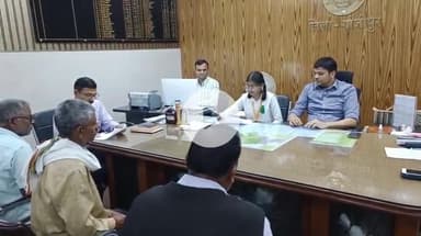 गाज़ीपुर: एक दिन की DM बनी प्राची कश्यप, मिशन शक्ति 5.0 के तहत बालिकाओं में जागी नेतृत्व की नई उमंग