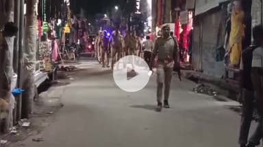 शाहबाद: त्योहारों के मद्देनज़र शाहाबाद नगर के प्रमुख मार्गों से पुलिस ने किया फ्लैग मार्च