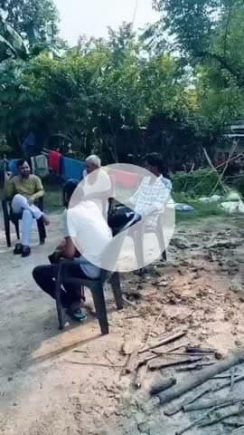 पट्टी:ग्राम सदहा में सुधांशु पांडे के छोटे भाई के निधन एवं ग्राम मोलनापुर में अफसर अली की पत्नी के इंतकाल की सूचना पर घर पहुंचकर जताई शोक संवेदना।