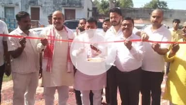 पडरौना: कुशीनगर के पड़रौना जू. हाई स्कूल में शुरू हुआ 15 दिवसीय स्वदेशी मेला, आत्मनिर्भर भारत की दिशा में सशक्त कदम