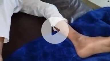 हाथरस: गांव बाघपुर में खेल रहे 1 बालक के पैर पर सांप ने काटा, हालत बिगड़ने पर परिजन लाए अस्पताल