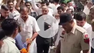 चरखी दादरी: चरखी दादरी में JJP की जिला स्तरीय कार्यकर्ता बैठक का आयोजन, राष्ट्रीय अध्यक्ष अजय सिंह चौटाला ने की शिरकत