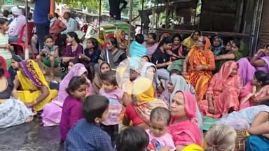 करछना: चेनैनी गांव के सामने डंफर की चपेट में आने से जेप्टो कंपनी के डिलीवरी मैन की मौत, पुलिस जांच में जुटी