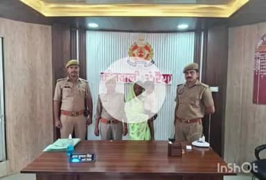 औरैया: राहगीरों की सूचना पर औरैया पुलिस ने गुमशुदा बच्चे को सकुशल बरामद कर परिजनों से मिलवाया