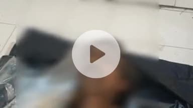 बहराइच: ब्राह्मणी पुरा निवासी दीपक के रूप में घंटाघर के पास मिले अज्ञात युवक के शव की पहचान, पुलिस मामले की पड़ताल में जुटी