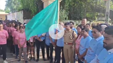 गाज़ीपुर: मिशन शक्ति फेज-5 के तहत रन फॉर एम्पॉवरमेंट मैराथन में छात्राओं और महिला कांस्टेबलों ने दिखाई दमखम