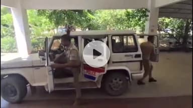 गाज़ीपुर: राजेश मिश्र हत्याकांड में गवाह अमितेश मिश्र पर हमला, बाल-बाल बचे, जवाबी फायरिंग में एक बदमाश घायल, गिरफ्तार