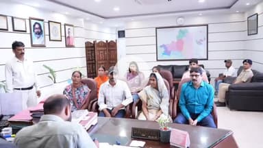 कोडरमा: उपायुक्त के जनता दरबार में जमीन की गलत बिक्री और ठगी के कई मामले आए, कार्रवाई के निर्देश