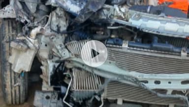 रामपुर: रठौंडा चौराहे पर हुए सड़क हादसे का फोटो सोशल मीडिया पर हुआ वायरल, कार के उड़ गए परखच्चे, हर कोई हैरान