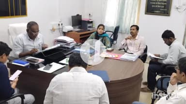 सासाराम: सासाराम सदर एसडीएम ने शुक्रवार को की बैठक