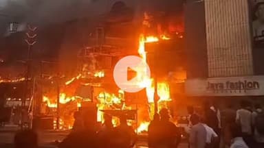 തളിപ്പറമ്പ്: തളിപ്പറമ്പ് നഗരത്തിലെ വൻ തീപ്പിടിത്തം, പോലീസ്, ഫോറൻസിക് സംയുക്ത പരിശോധന