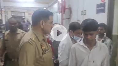 झांसी: झांसी में बर्थडे पार्टी बनी मौत का कारण, मारपीट से बचकर भागे युवकों ने पाल कॉलोनी के पास राहगीर को कुचला, हुई मौत