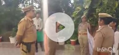 औरैया: जैतापुर स्थित विद्यालय में 'रन फॉर वूमेन एम्पावरमेंट' के जरिए दी गई महिला सुरक्षा व स्वावलम्बन की प्रेरणा