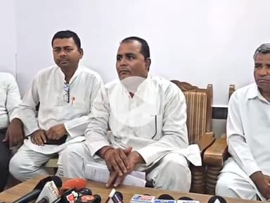 बाड़मेर: बालोतरा में खेड़ रोड स्थित पशुपालन विभाग की जमीन को लेकर पूर्व विधायक मदन प्रजापत मीडिया से हुए रूबरू