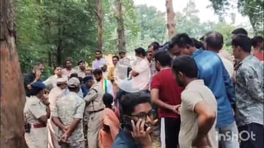 जगदलपुर: संजय गांधी वार्ड में रेलवे की जमीन पर अवैध अतिक्रमण पर रेलवे प्रबंधन ने चलाया बुलडोजर,32 मकानों को तोड़ा #jansamasya