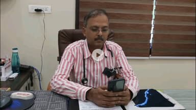 गिरिडीह: इंडियन मेडिकल एसोसिएशन गिरिडीह के सचिव डॉ. रितेश कुमार सिंहा ने कॉलेज मोड़ पर प्रेस वार्ता की