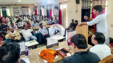 जौनपुर: प्रधानमंत्री धन धान्य कृषि योजना का जौनपुर में सजीव प्रसारण देखा गया