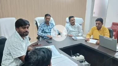 कोडरमा: सदर अस्पताल में वेक्टर जनित रोगों की रोकथाम को लेकर बैठक, डेंगू निगरानी जारी रखने के निर्देश