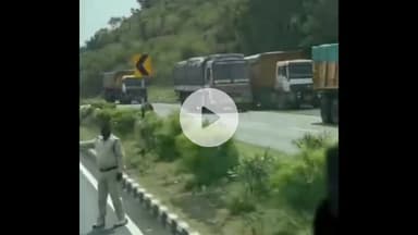 सागर नगर: NH-44 गुड़ा फाटक पर आरटीओ पर अवैध वसूली के आरोप, हंगामे के बाद आरटीओ कर्मचारी मौके से भागे, वीडियो हुआ वायरल #viral