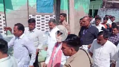 खेरागढ़: दुर्गा प्रतिमा हादसे में मृतक 12 युवकों को श्रद्धांजलि देने पहुंचे राज्यमंत्री बीएल वर्मा और उच्च शिक्षा मंत्री