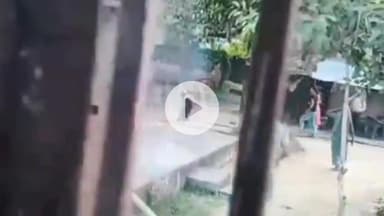 मड़ियाहू: विजयगिर पोखरा गांव में घर में घुसकर की गई मारपीट, वीडियो सोशल मीडिया पर हुआ वायरल