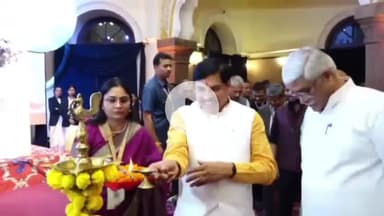 हुज़ूर: कुशाभाऊ ठाकरे सभागार में MP ट्रैवल मार्ट का शुभारंभ, CM मोहन यादव और केंद्रीय मंत्री शेखावत ने किया दीप प्रज्ज्वलित